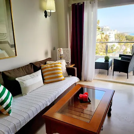 Apartamento Sea Waves * Torremolinos