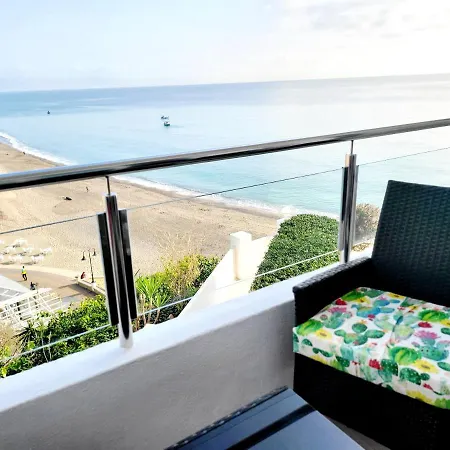 Apartamento Sea Waves * Torremolinos